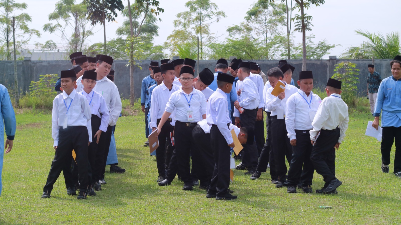 MPLP KESERUAN DALAM PENGENALAN PONDOK PESANTREN Baitul